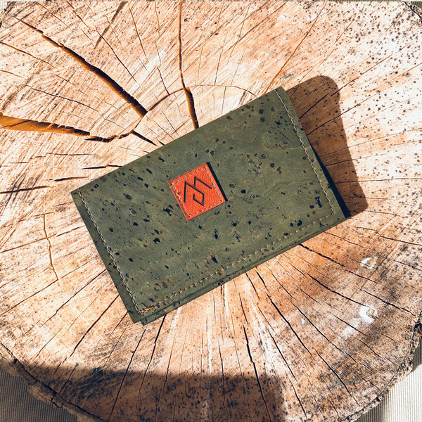 Etui, Kartenhalter aus Kork - grün