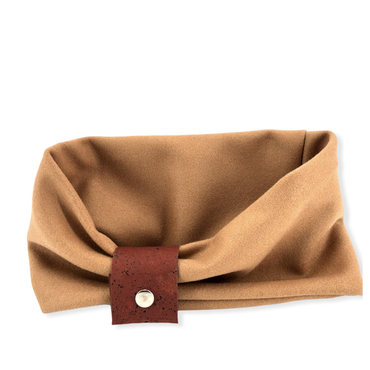Snood with cork clasp - camel beige