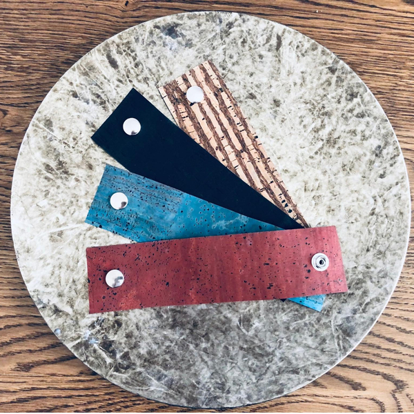 Snood with cork clasp - burgundy