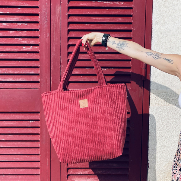 Large corduroy bag "Mili City Vibes" - red
