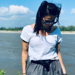 Koszulka Rebeliantka z dwustronnym dekoltem - biała