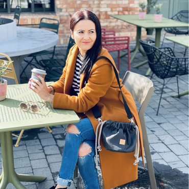 Kleine Tasche "Mili Bucket Bag" - schwarz