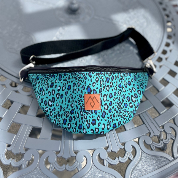 Nerka damska "Mili Belt Bag M" - zielona panterka