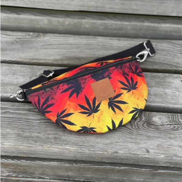 Bag, sachets Mili Belt Bag M - palm leaves