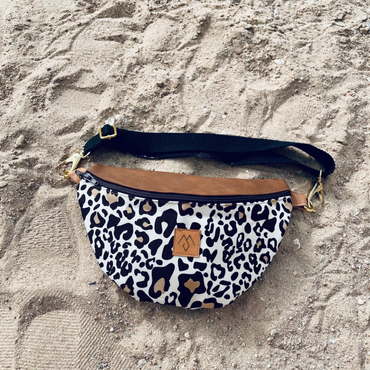 Nerka damska  "Mili Belt Bag M" - panterka