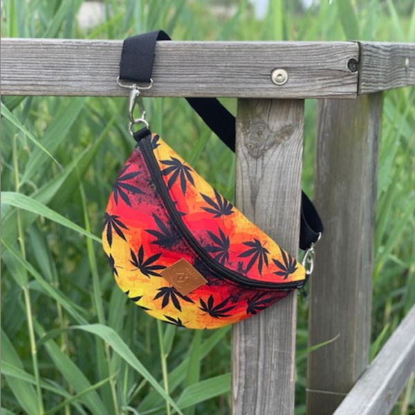 Nierenbeutel Mili Belt Bag M - rot