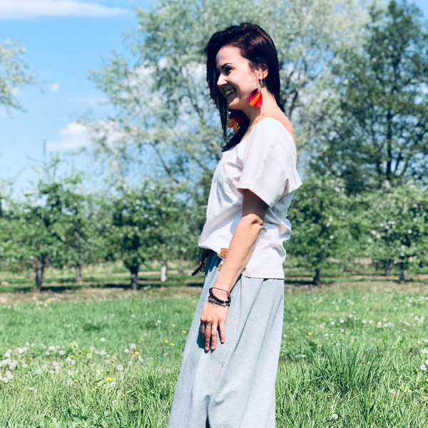 Koszulka Rebeliantka z dwustronnym dekoltem - pudrowy róż