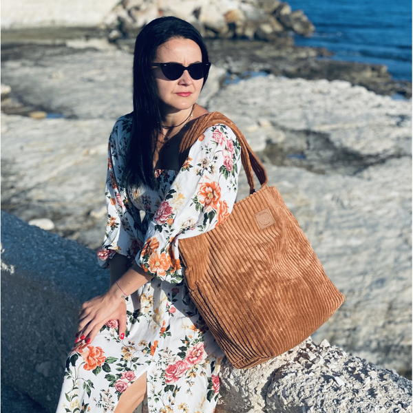 Large corduroy bag "Mili City Vibes" - brown