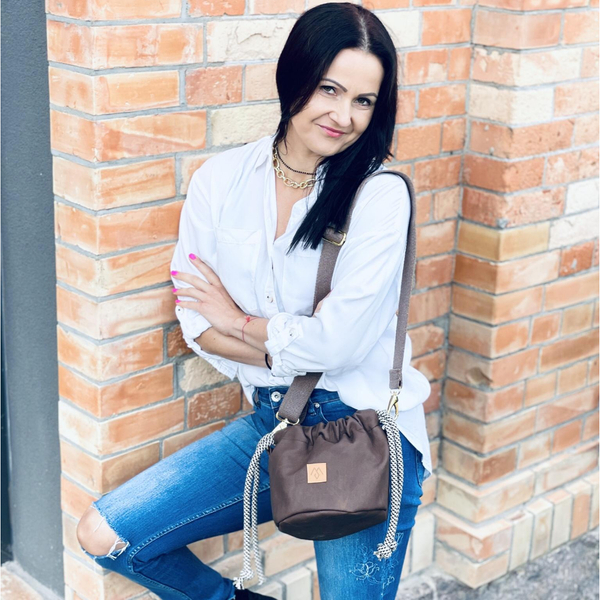 Kleine Tasche "Mili Bucket Bag" - schokoladenbraun